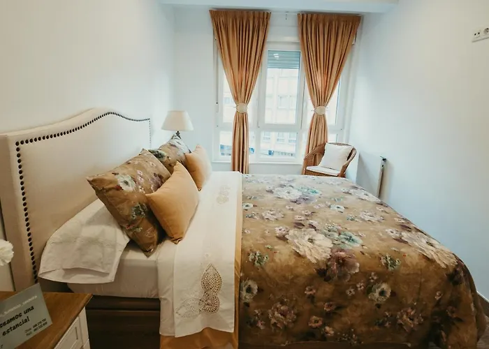 Apartamento Turistico Cedeira Casa Bustabad 塞代拉